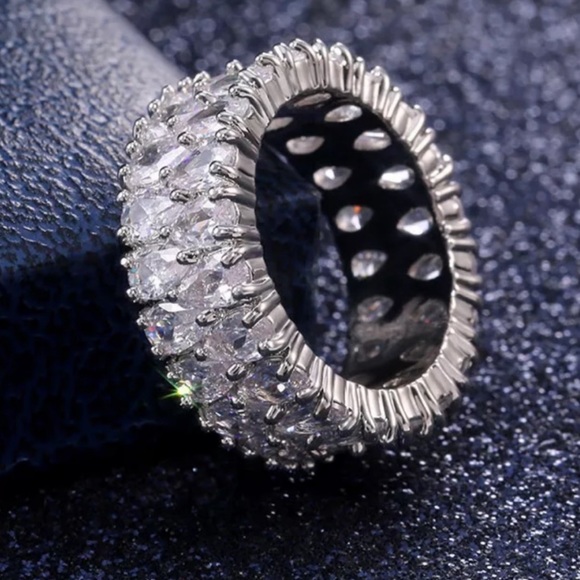 NEW 925 STERLING SILVER ETERNITY DIAMOND BAND RING, BEAUTIFUL RING, SHINY RING - Picture 6 of 6